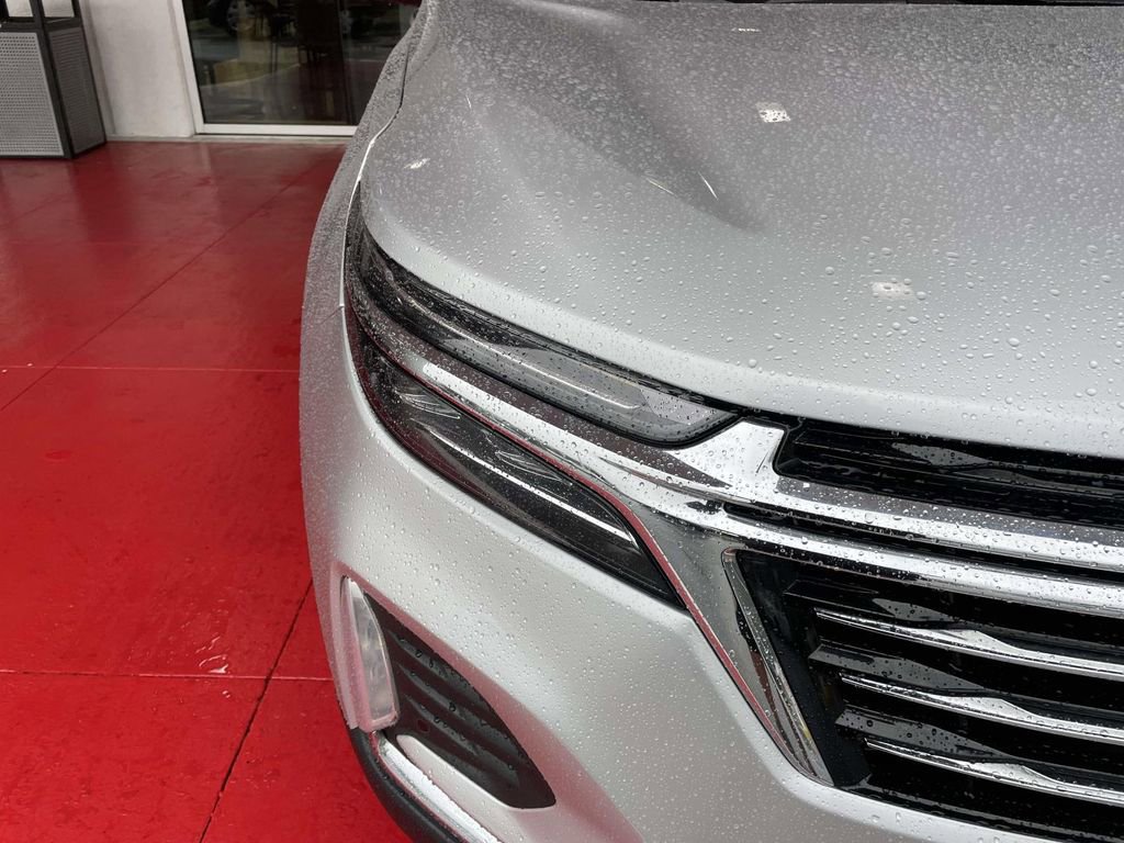 Used 2022 Chevrolet Equinox Premier image 17