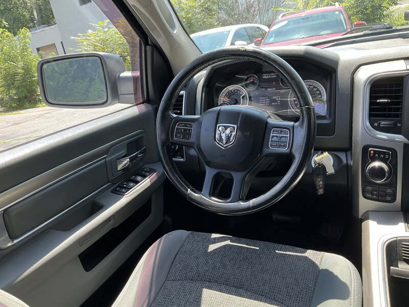 Used 2019 RAM 1500 Big Horn AWD/4WD image 18