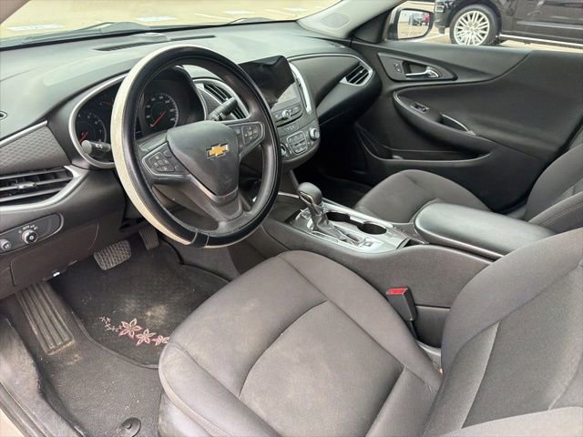 Used 2022 Chevrolet Malibu LT image 7