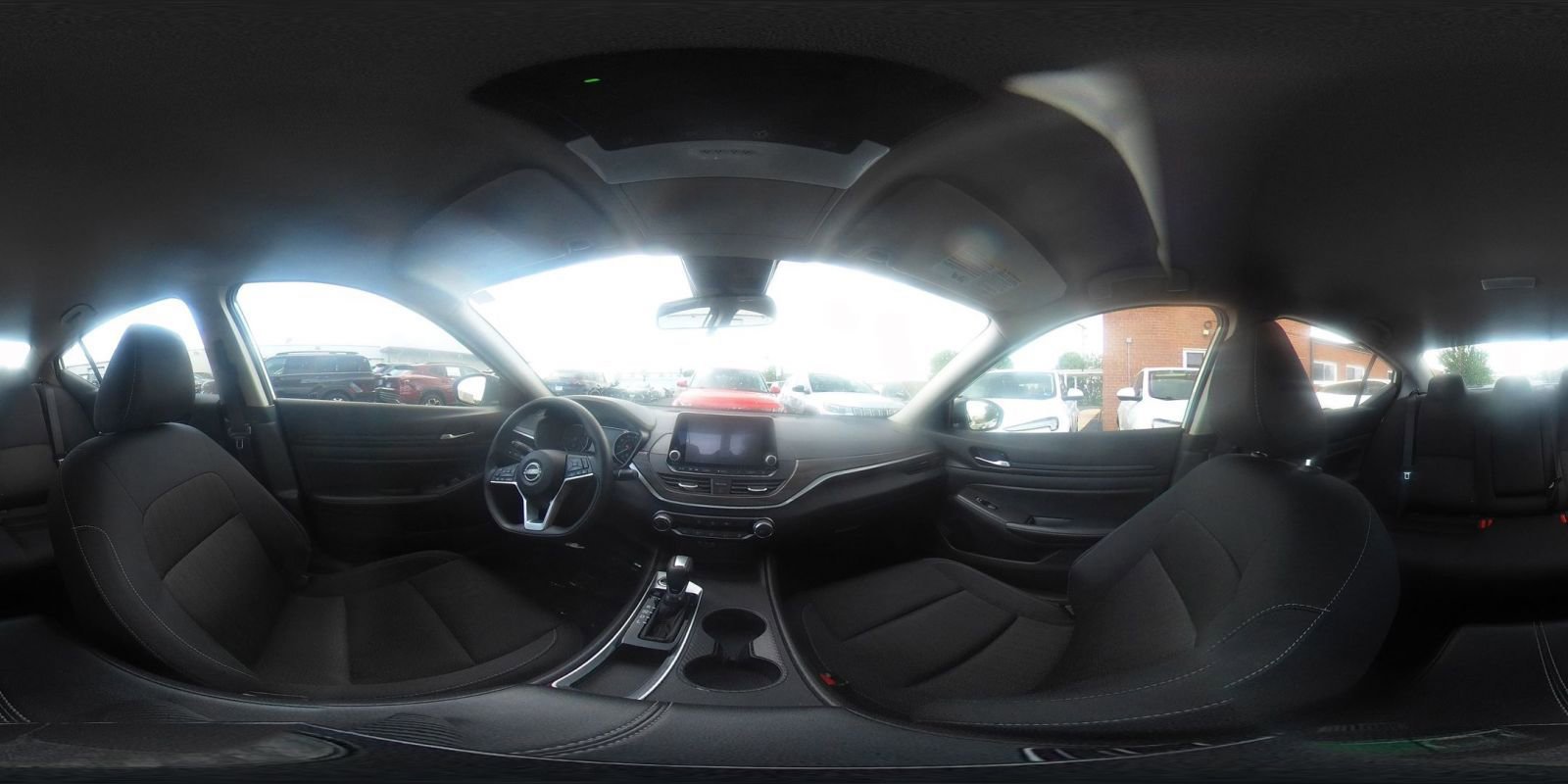 Used 2025 Nissan Altima 2.5 SV FWD image 43