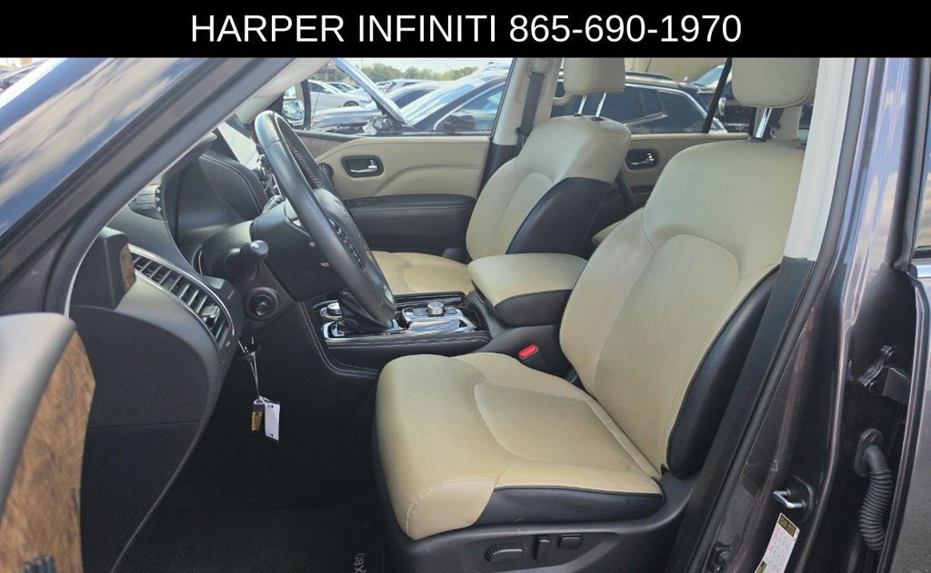 Used 2023 INFINITI QX80 Premium Select AWD/4WD image 5