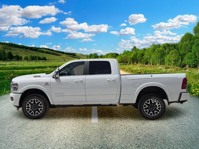 New 2025 RAM 2500 Limited AWD/4WD image 3