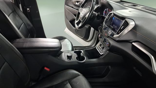 Used 2020 GMC Terrain SLT FWD image 13