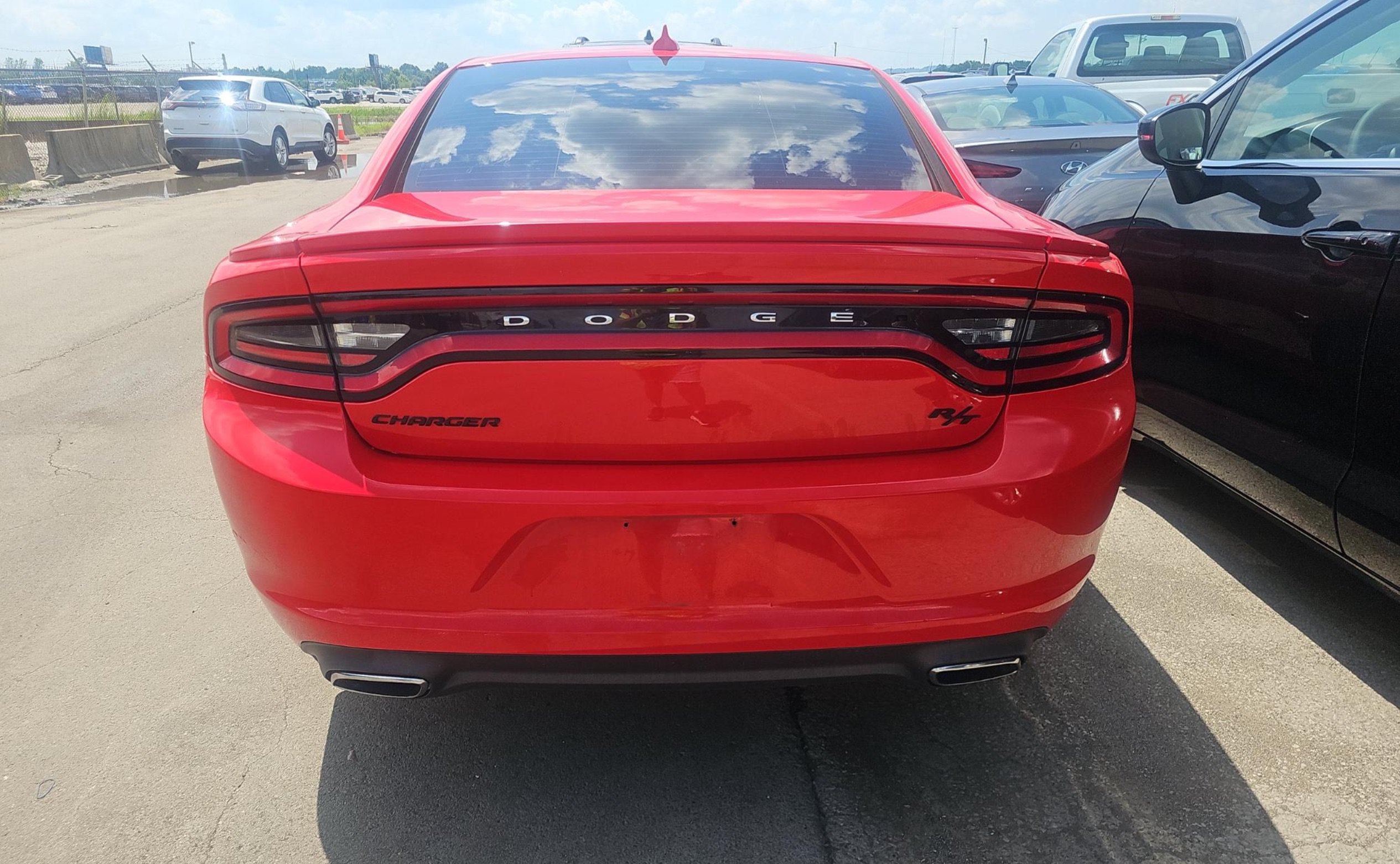 Used 2016 Dodge Charger R/T RWD image 5