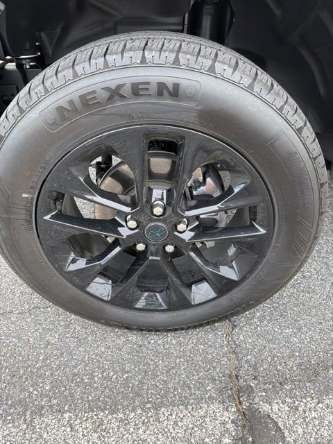 Used 2025 Jeep Wrangler Sahara w/ Safety Group image 4