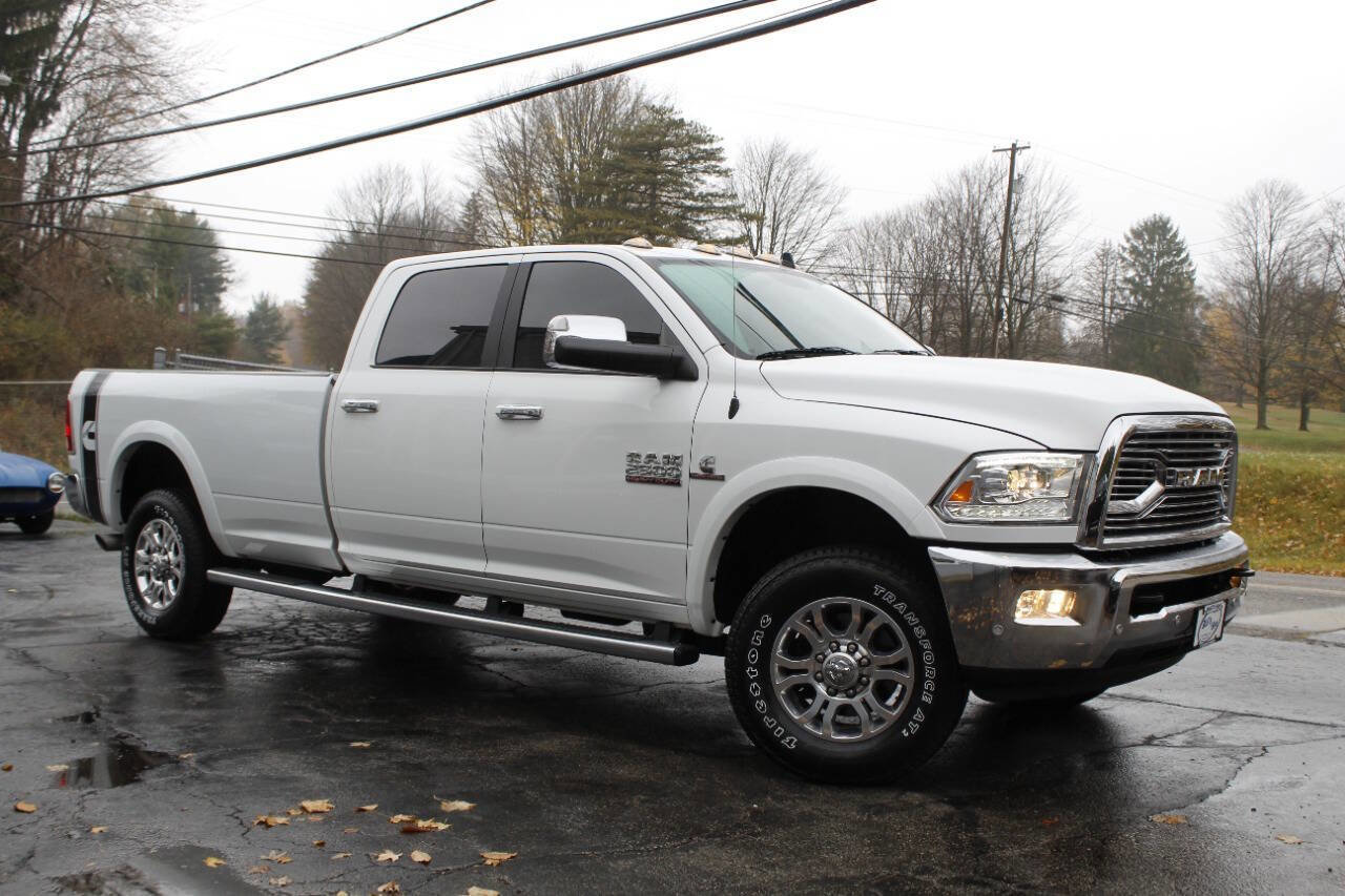 Used 2018 RAM 2500 Laramie w/ Snow Chief Group AWD/4WD image 2