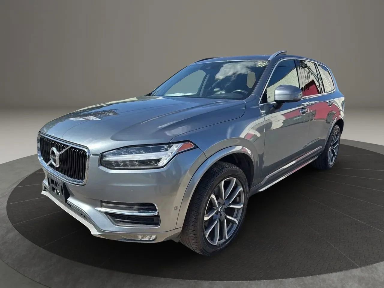 Used 2018 Volvo XC90 T5 Momentum w/ Convenience Package