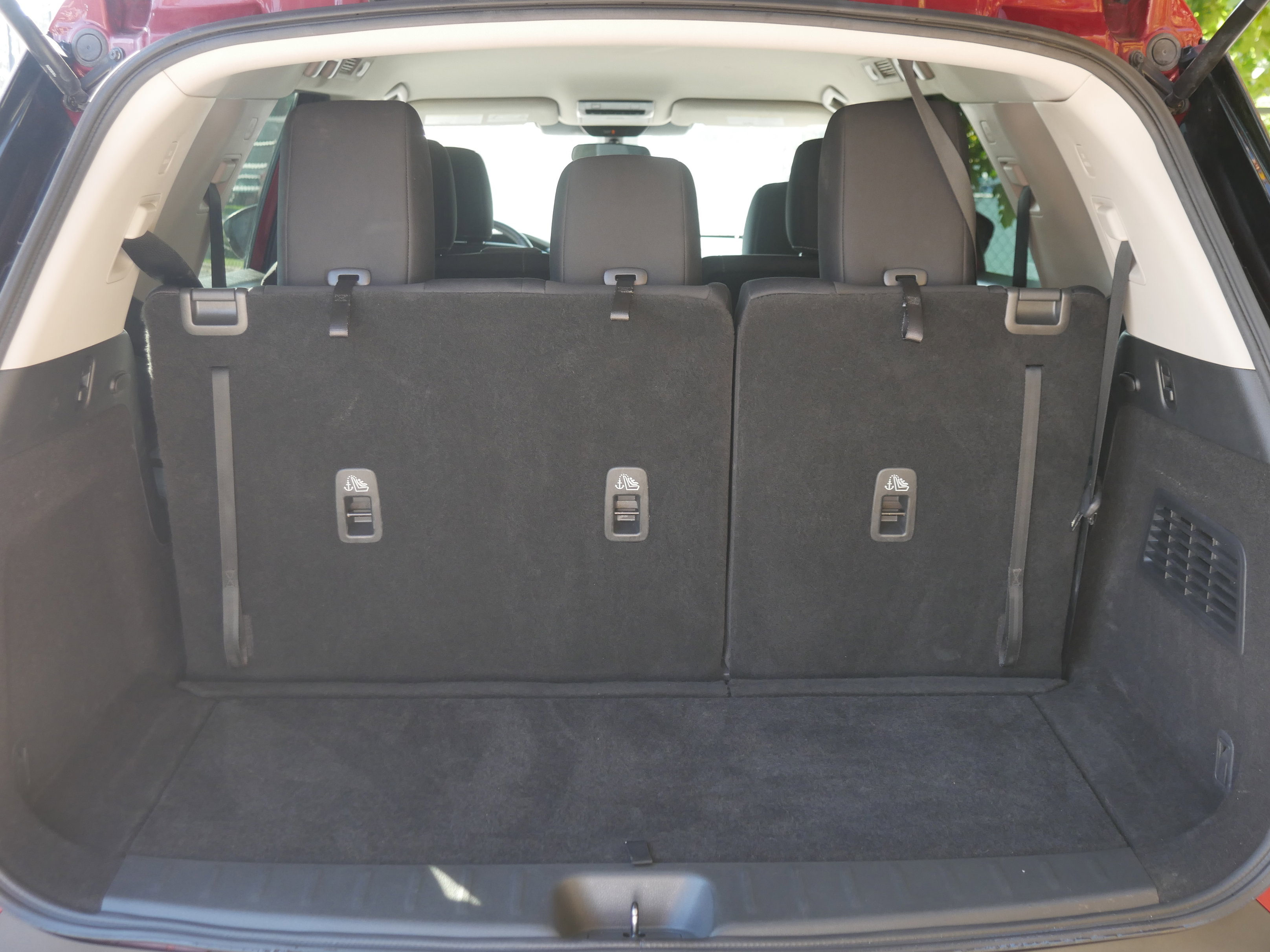 Certified 2024 Nissan Pathfinder SV image 19