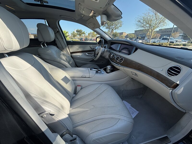 Used 2015 Mercedes-Benz S 550 4MATIC Sedan image 19
