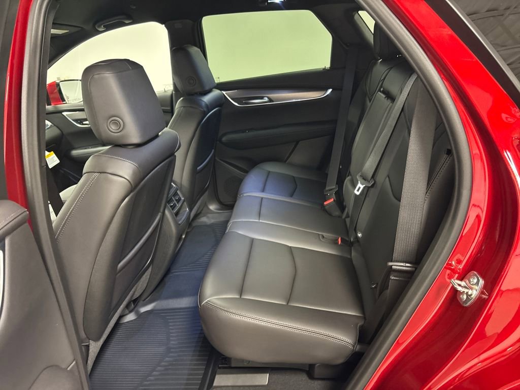 New 2026 Cadillac XT5 Luxury w/ LPO, Floor Liner Package image 28