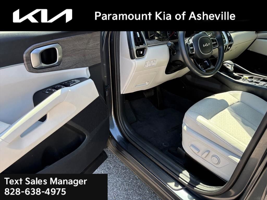 Certified 2022 Kia Sorento X-Line EX image 17