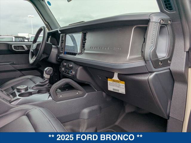 New 2025 Ford Bronco Badlands AWD/4WD image 19