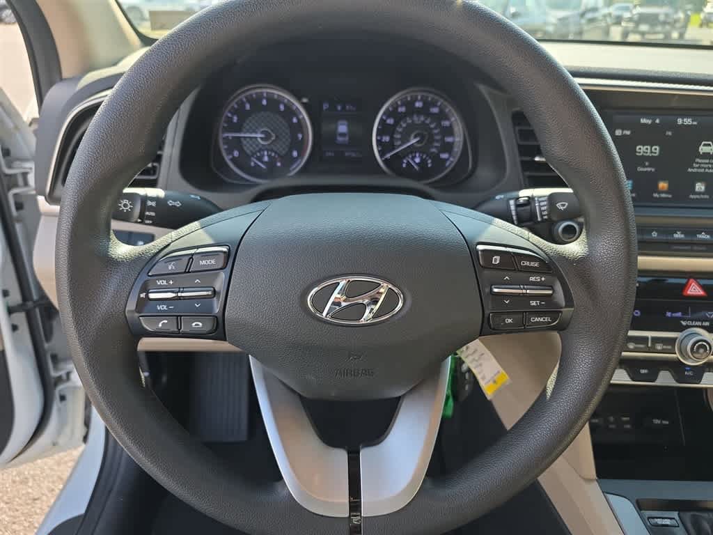 Used 2020 Hyundai Elantra SEL FWD image 28