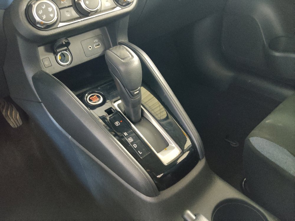 Used 2025 Nissan Versa SV FWD image 26