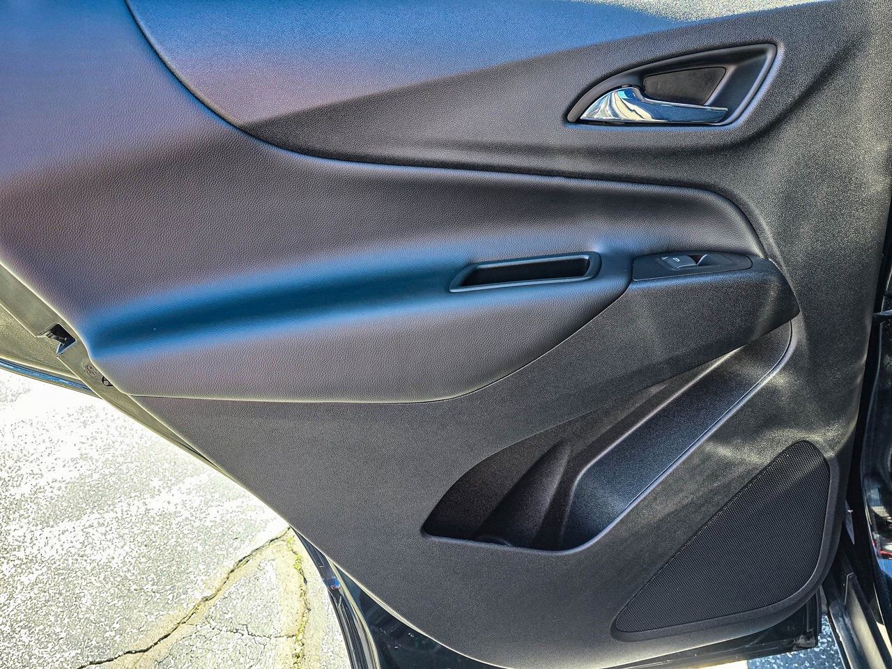 Used 2022 Chevrolet Equinox LT image 30