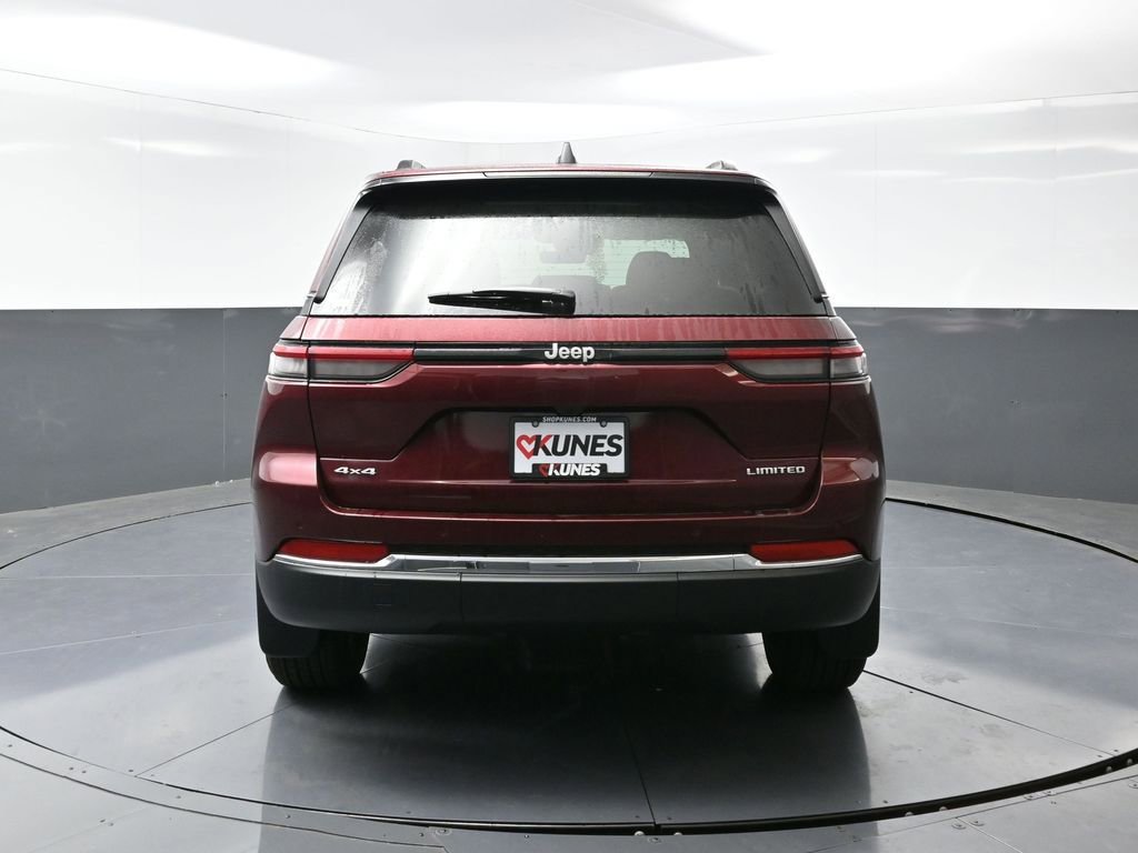 New 2025 Jeep Grand Cherokee Limited w/ Trailer Tow Package image 13