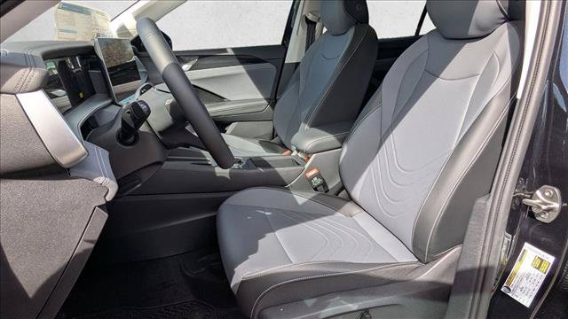 New 2026 Volkswagen Tiguan SE AWD/4WD image 23