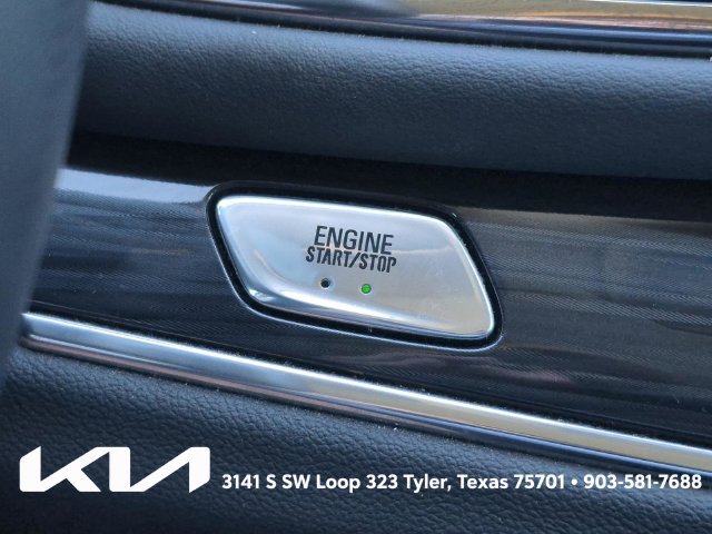 Used 2018 Buick Enclave Essence FWD image 35