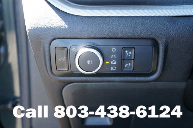 Used 2023 Ford Explorer XLT w/ Equipment Group 202A RWD image 5