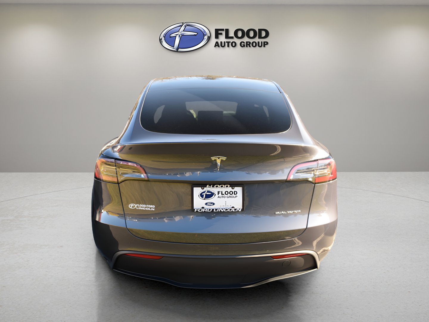 Used 2023 Tesla Model Y Long Range image 5