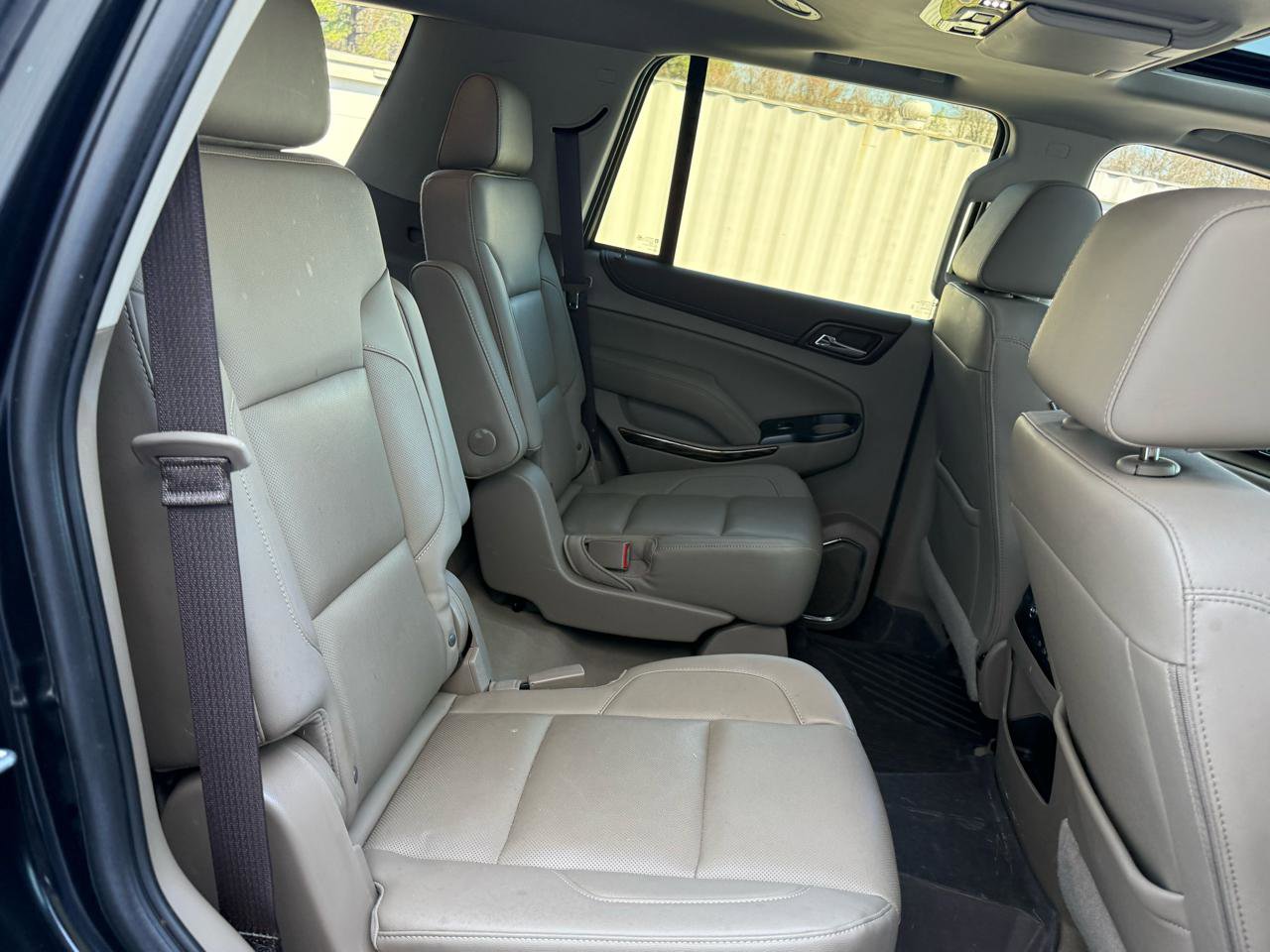 Used 2019 GMC Yukon SLT w/ Premium Edition AWD/4WD image 15