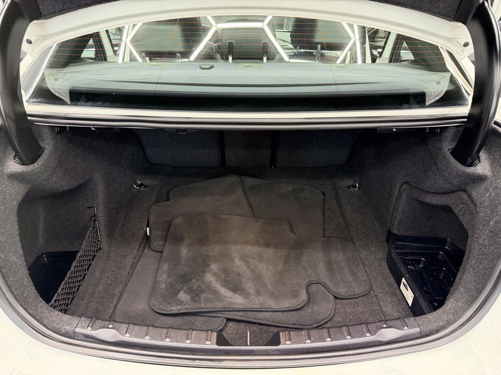 Used 2017 BMW 330i Sedan RWD image 42