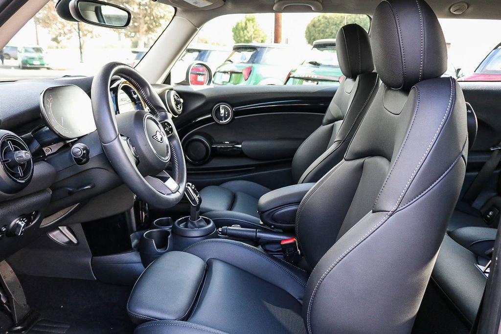 Used 2023 MINI Cooper S image 16