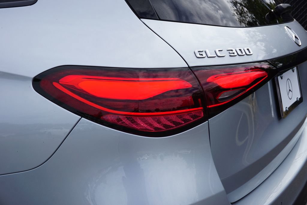 Certified 2025 Mercedes-Benz GLC 300 GLC 300 image 16
