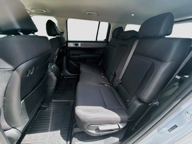 New 2027 Hyundai Santa Fe SE FWD image 23
