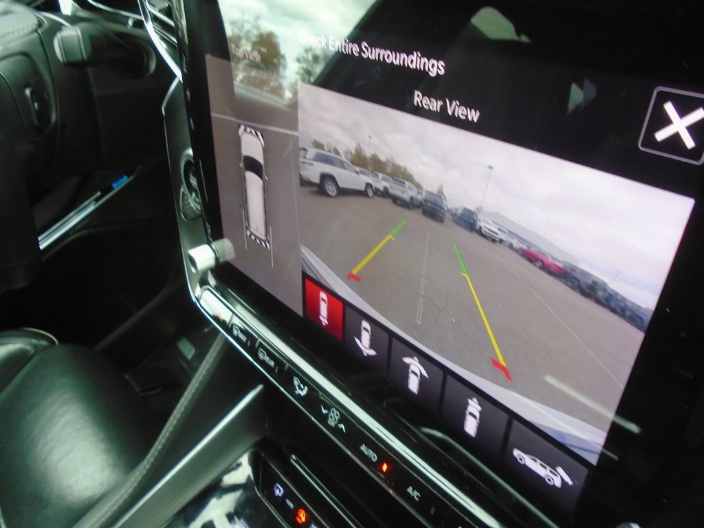 Used 2024 Jeep Grand Wagoneer L Series II w/ Quick Order Packagew 28T image 34