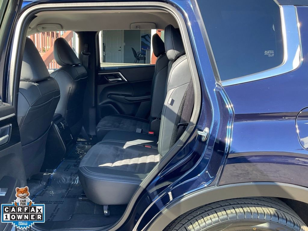 Used 2024 Mitsubishi Outlander SE image 25