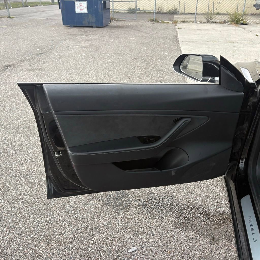 Used 2019 Tesla Model 3 Long Range RWD image 10