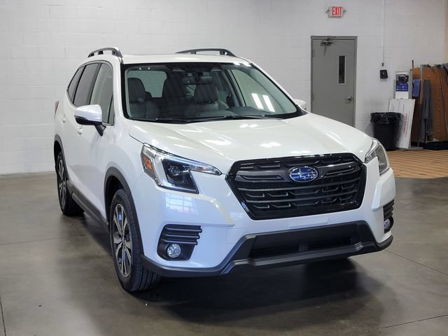 Used 2023 Subaru Forester Limited AWD/4WD image 4