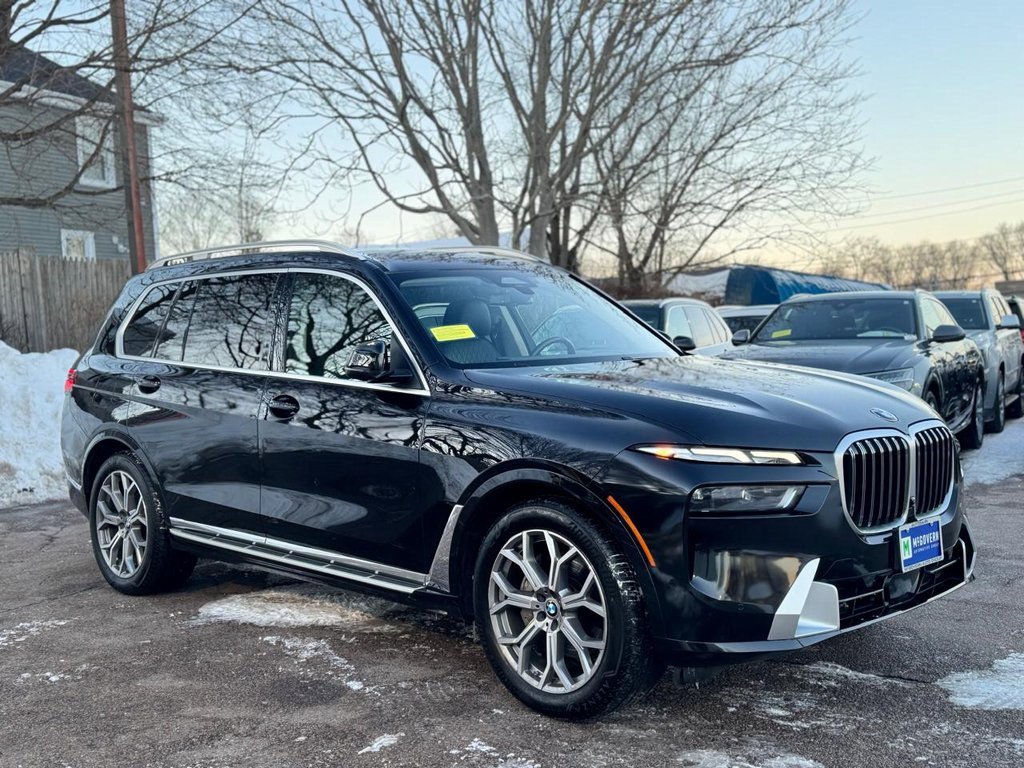 Used 2023 BMW X7 xDrive40i w/ Premium Package image 8