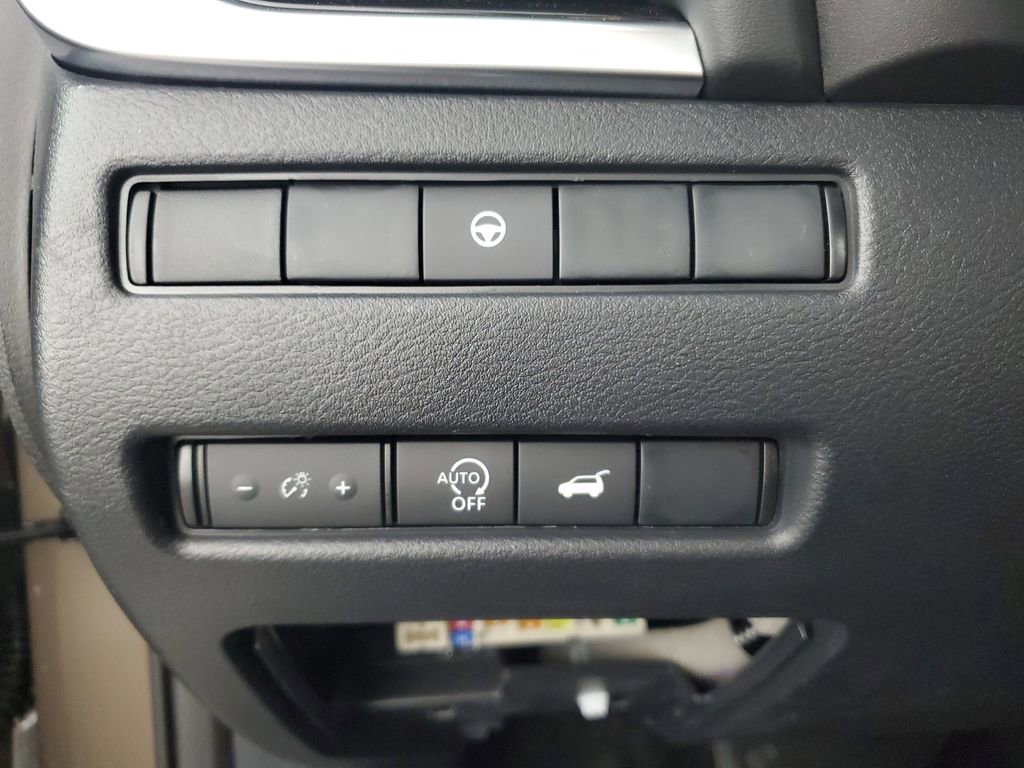 New 2026 Nissan Rogue SV image 25