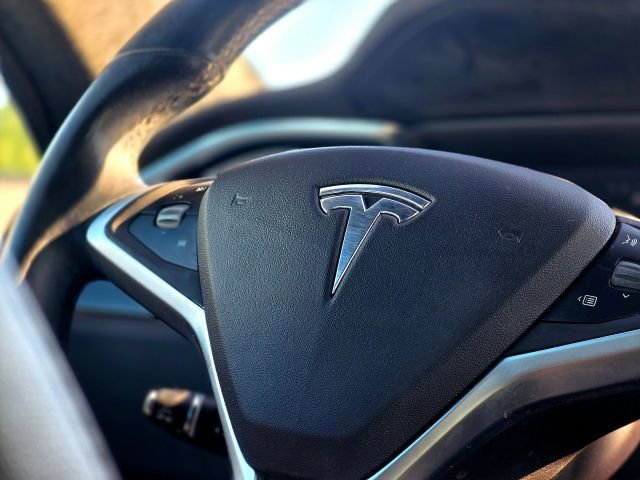 Used 2015 Tesla Model S 85D image 14