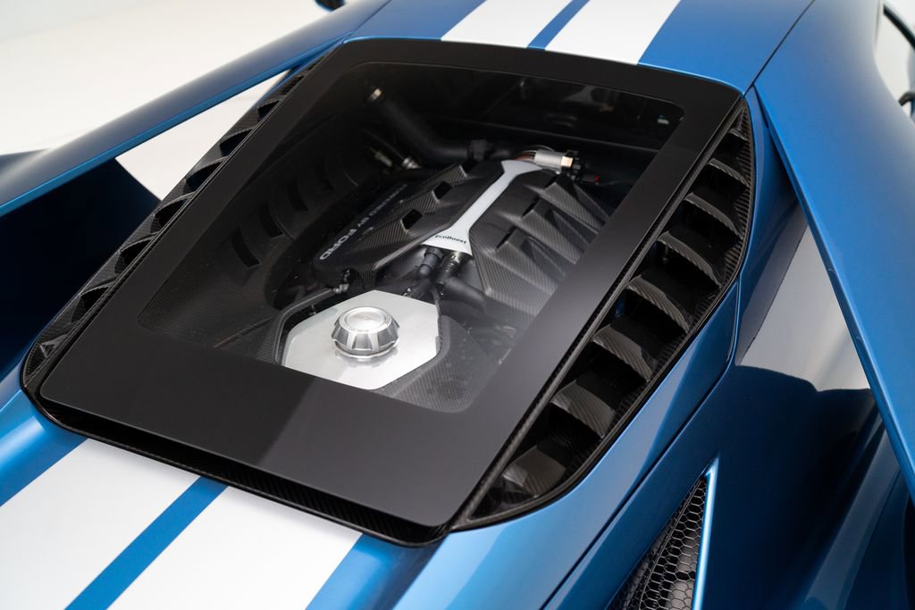 Used 2019 Ford GT RWD image 75