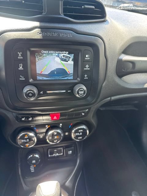 Used 2017 Jeep Renegade Limited AWD/4WD image 30