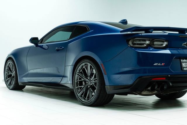 Used 2022 Chevrolet Camaro ZL1 image 19