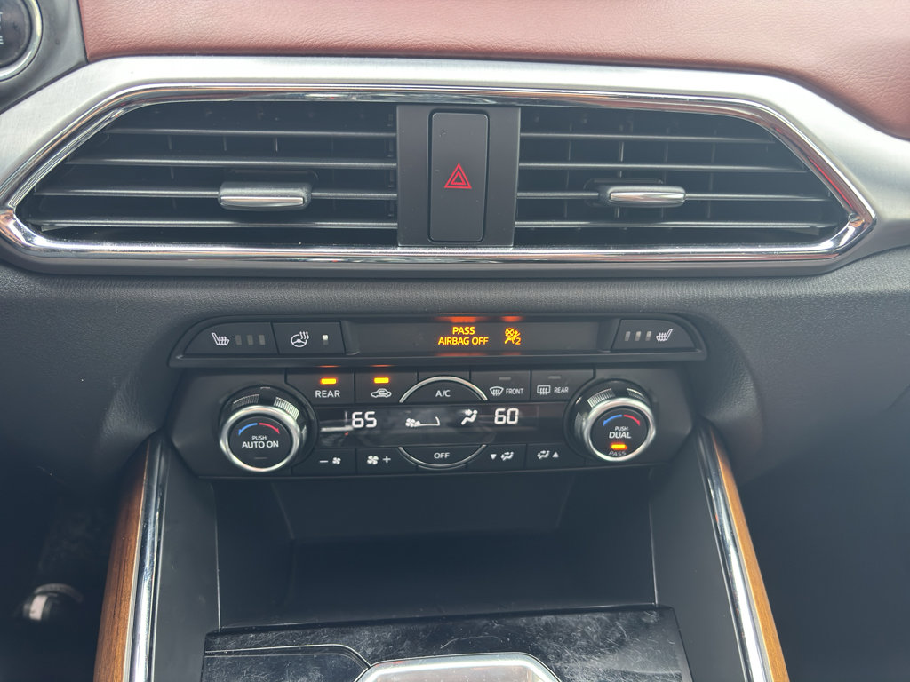 Used 2018 MAZDA CX-9 Signature AWD/4WD image 14