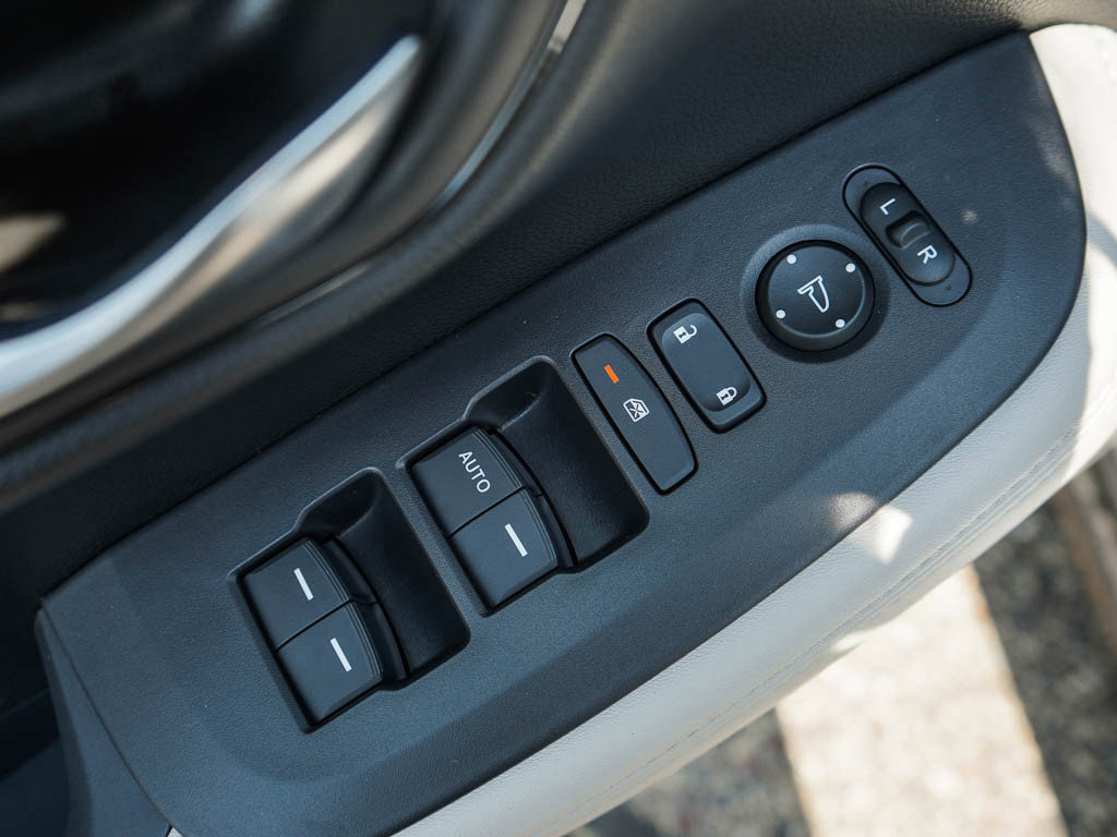 New 2026 Honda HR-V LX image 16