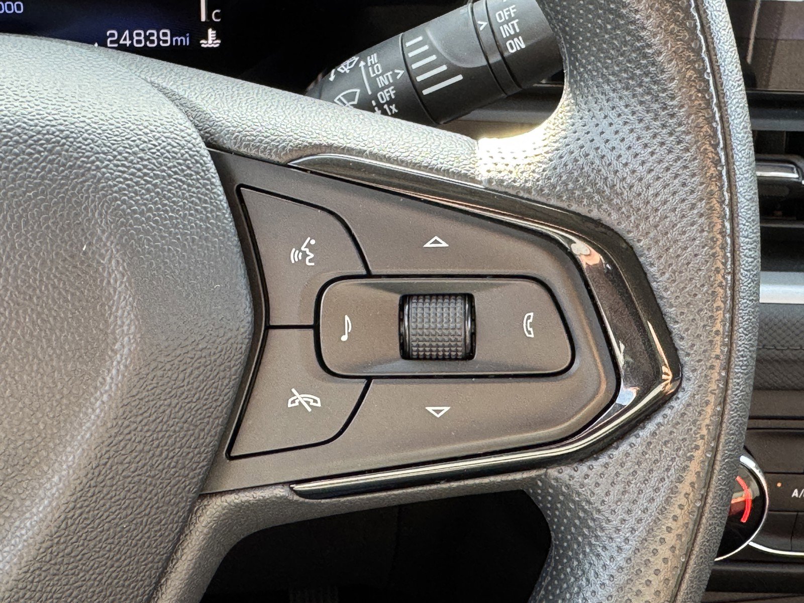 Certified 2025 Chevrolet TrailBlazer LS image 19