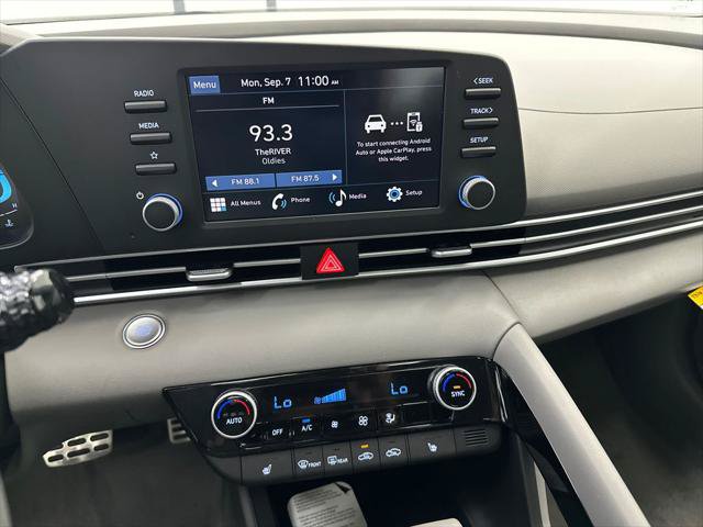 New 2026 Hyundai Elantra SEL Sport Premium FWD image 27