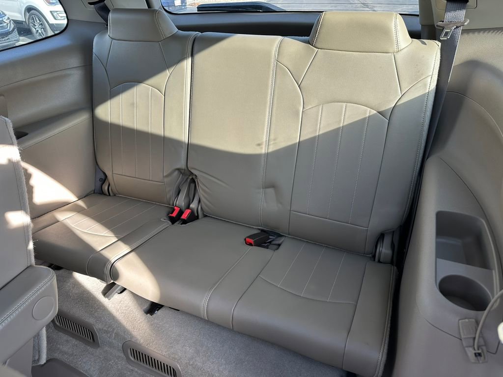 Used 2016 GMC Acadia Denali image 11