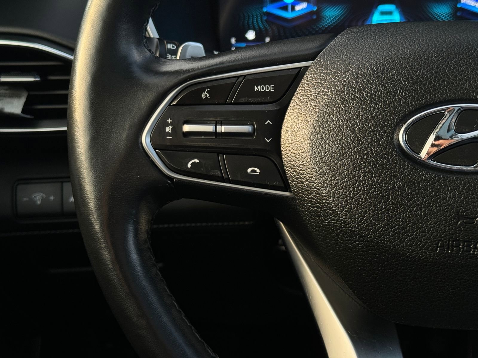 Used 2022 Hyundai Santa Fe Limited w/ Cargo Package image 40