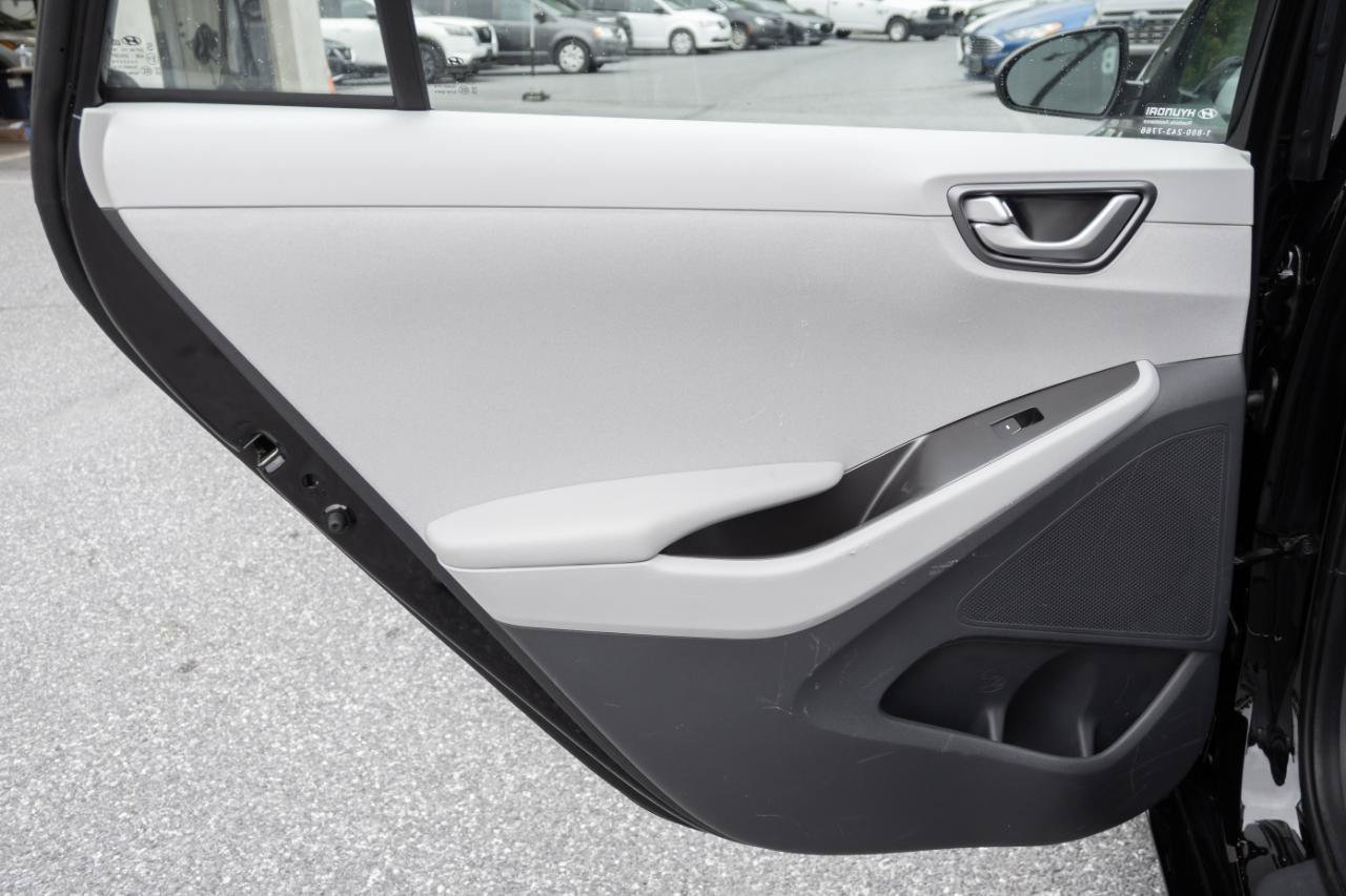 Used 2020 Hyundai Ioniq Blue FWD image 14