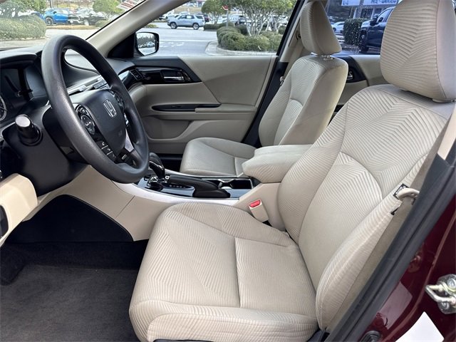 Used 2017 Honda Accord LX image 9