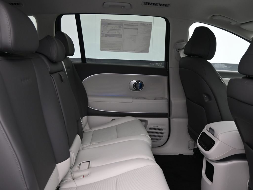 New 2026 Hyundai Ioniq 9 SEL image 13