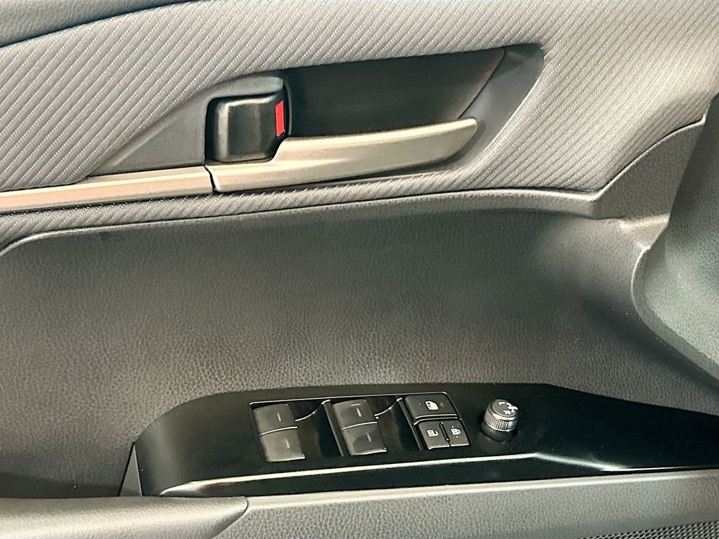 Used 2026 Toyota Camry SE w/ Multimedia Upgrade Package FWD image 15
