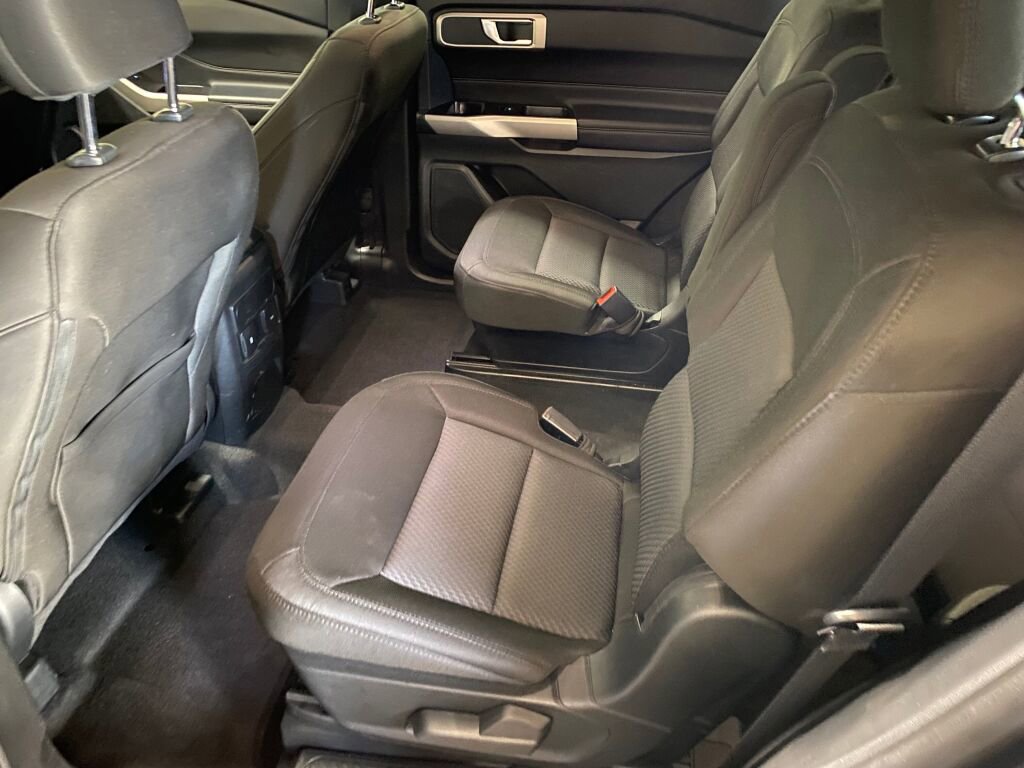 Used 2023 Ford Explorer XLT w/ Class IV Trailer Tow Package image 15